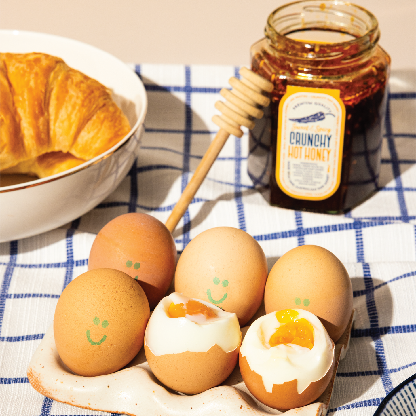 CRUNCHY HOT HONEY