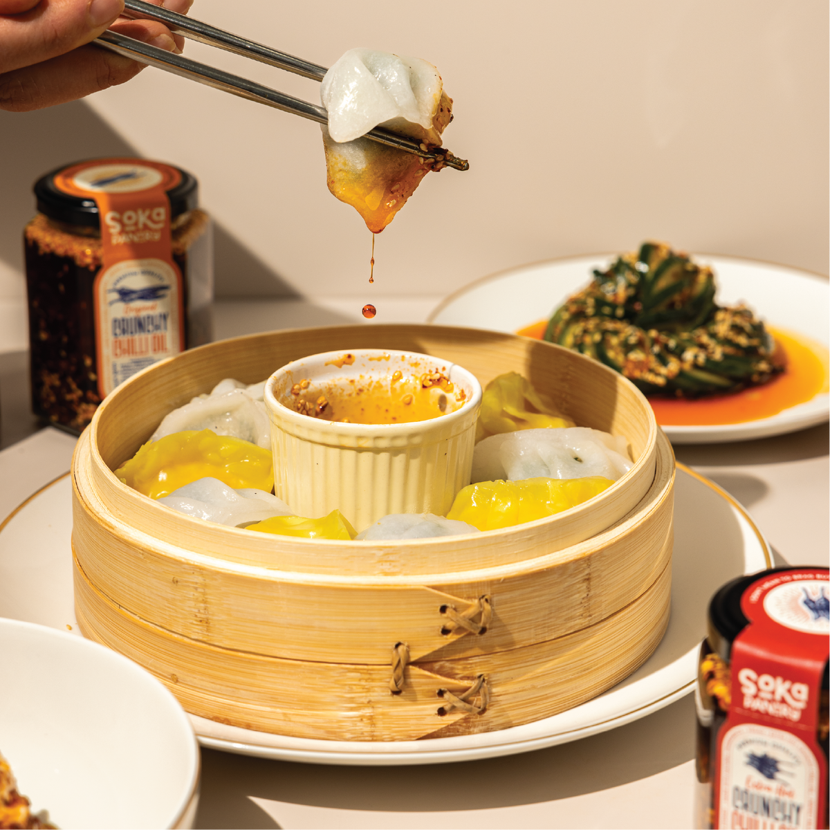 XTRA HOT CRUNCHY CHILLI OLIVE OIL